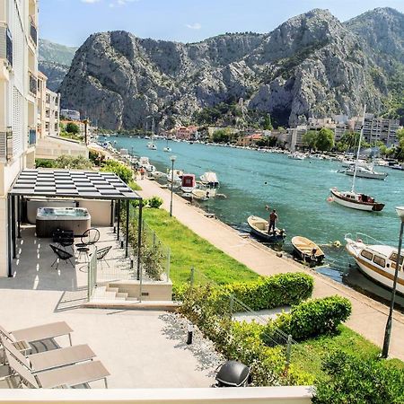 Luxury Apartment With Hot Tub Omiš Dış mekan fotoğraf