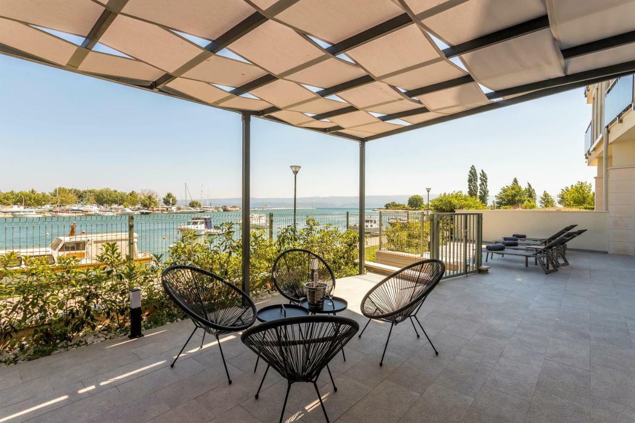 Luxury Apartment With Hot Tub Omiš Dış mekan fotoğraf