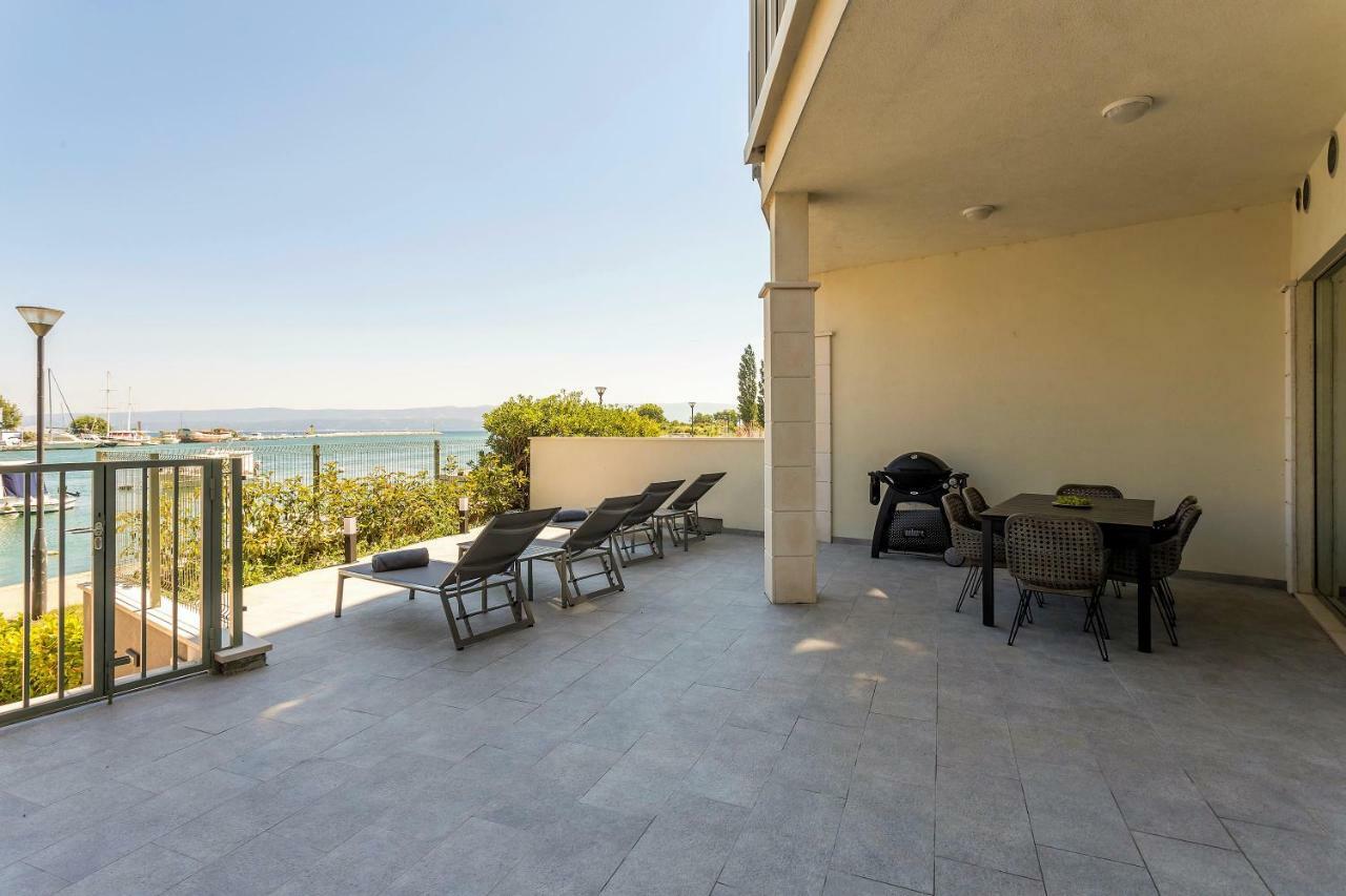 Luxury Apartment With Hot Tub Omiš Dış mekan fotoğraf