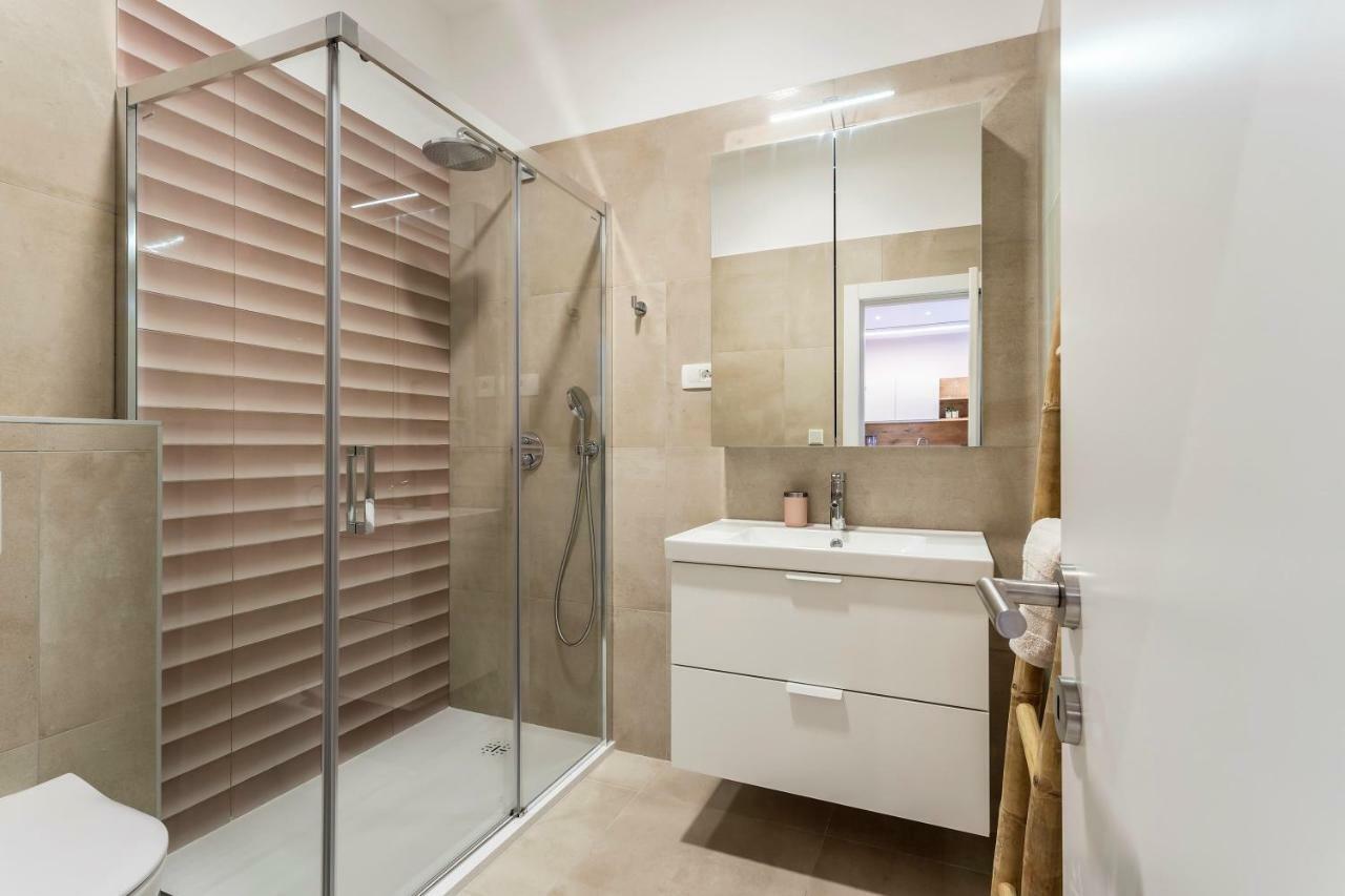 Luxury Apartment With Hot Tub Omiš Dış mekan fotoğraf