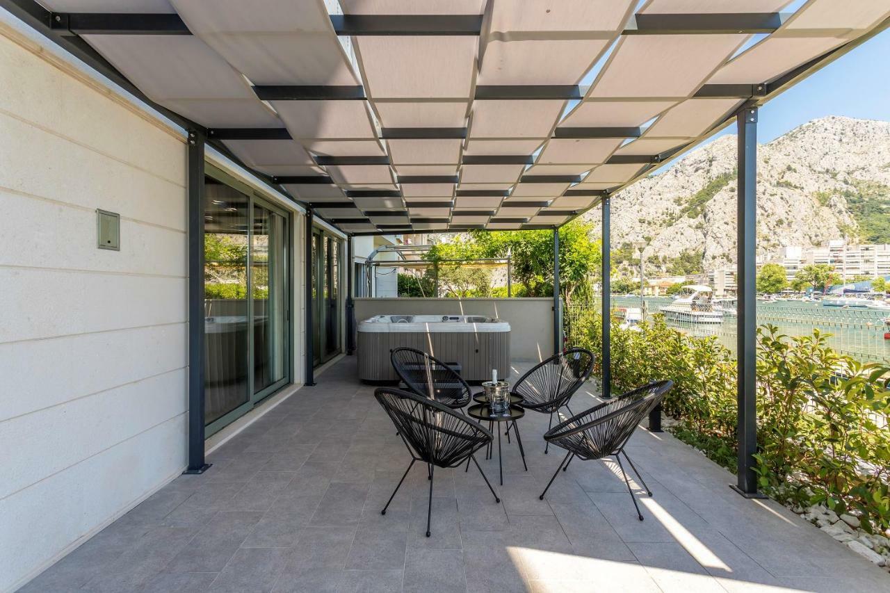 Luxury Apartment With Hot Tub Omiš Dış mekan fotoğraf
